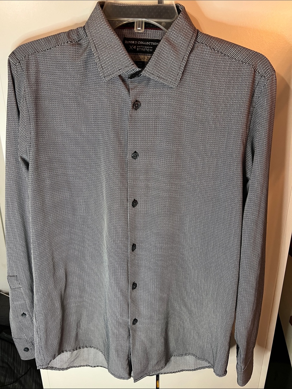 Report Collection dress shirt.